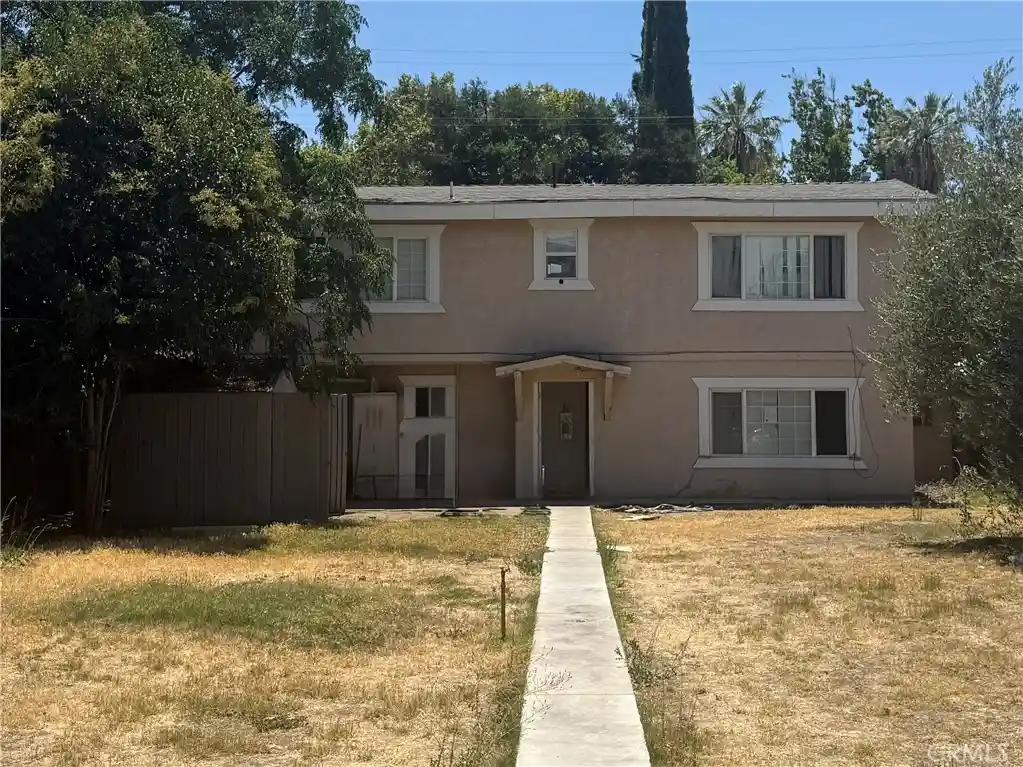 Multi family home for sale at 324 West 22nd, Merced, CA 95340 | MLS# MC26168916