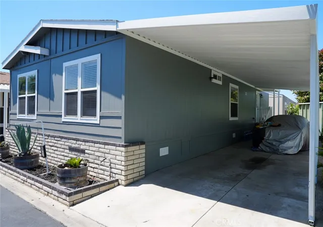 Photo 2 of Manufactured home for sale at 309 Putter #309, Santa Ana, CA 92703 | MLS# PW26168898 | Listing updated on 2026-09-27