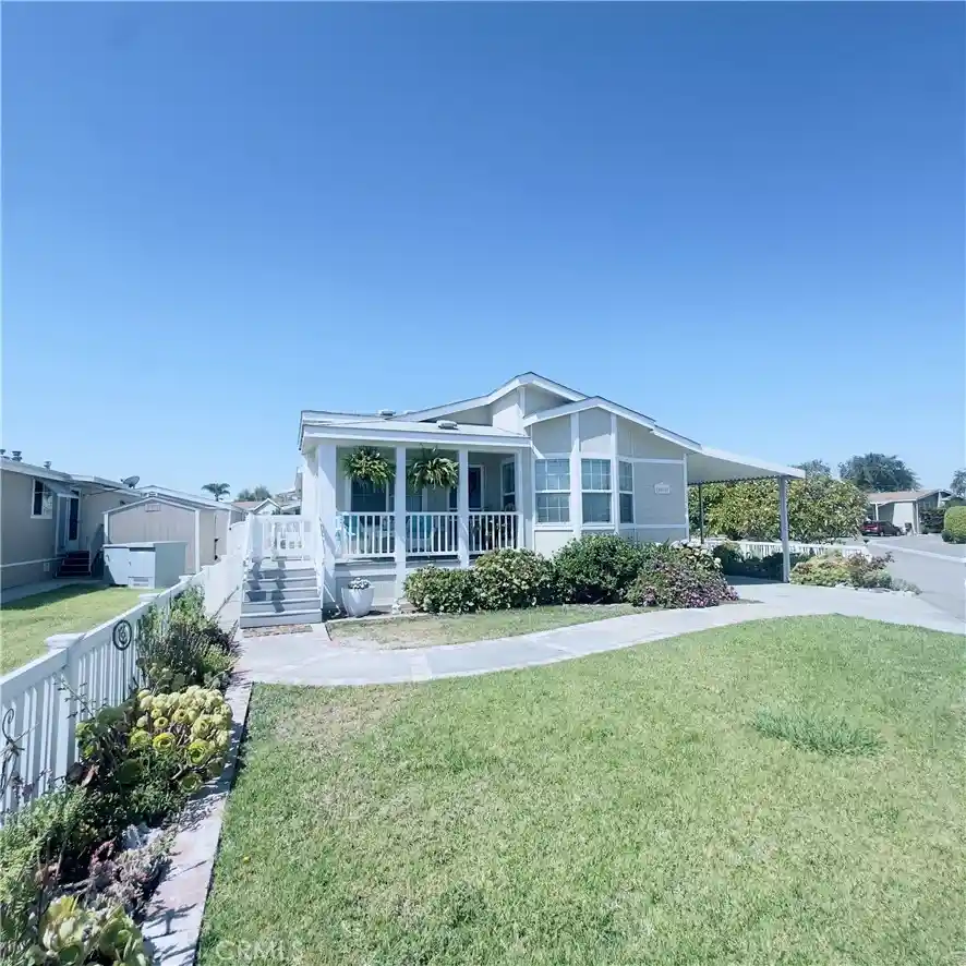 Photo 1 of Manufactured home for sale at 11 Pine Via, Anaheim, CA 92801 | MLS# PW26159644 | Listing updated on 2026-10-20