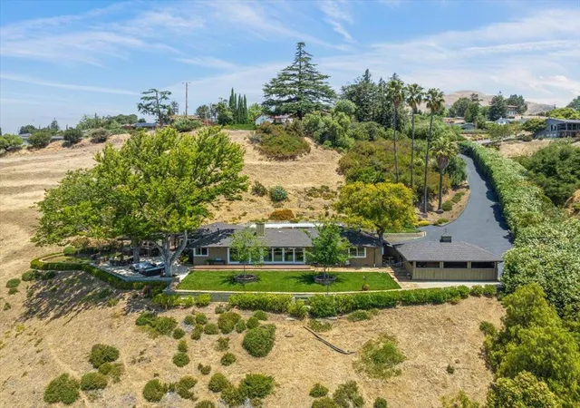Photo 1 of Single family home for sale at 11230 Chula Vista Ave, San Jose, CA 95127 | MLS# ML82056381 | Listing updated on 2026-09-26