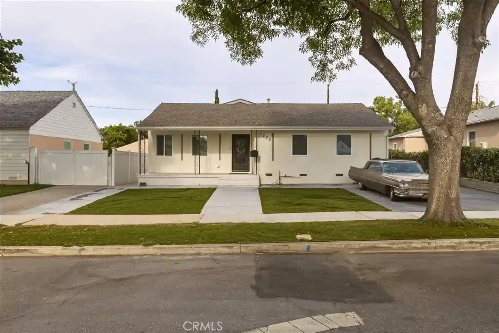 Multi family home for sale at 1239 N Reese, Burbank, CA 91506 | MLS# SR26168809