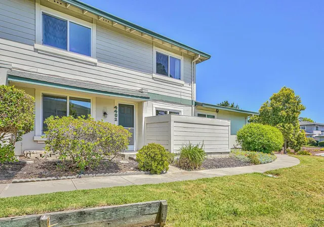 Photo 2 of Condo for sale at 4402 Starboard Ct, Soquel, CA 95073 | MLS# ML82056394 | Listing updated on 2026-09-29