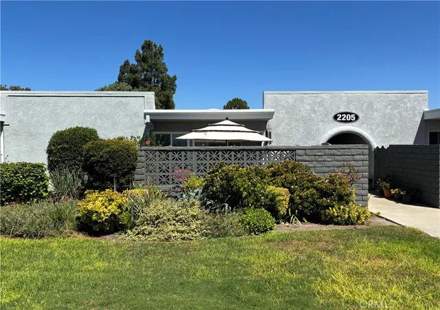 Photo 2 of Sale Pending at 2205 Via Mariposa E #G, Laguna Woods, CA 92637 | MLS# OC26168974 | Listing updated on 2026-09-23