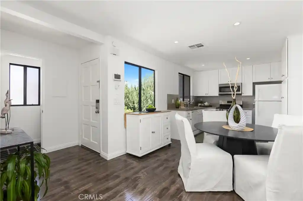 Listing Photo 1 - Condo for sale in 950 W Lambert located at 950 W Lambert, La Habra, CA 90631 - Unit #20