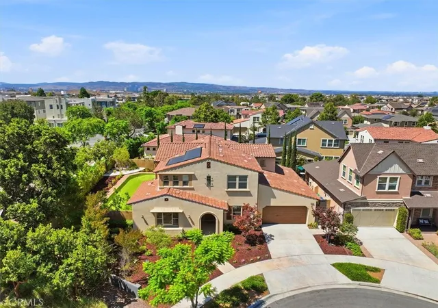 3rd image of 102 Score, Irvine, CA 92618 | MLS# IG26168602