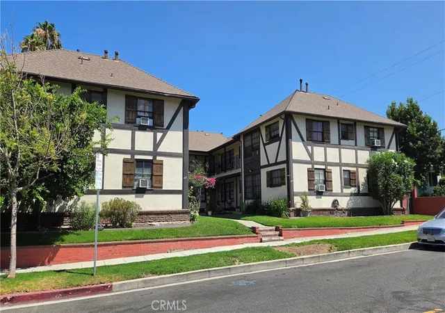 Multi family home for sale at 455 W - 457 Elm, Burbank, CA 91506 | MLS# SR26169083
