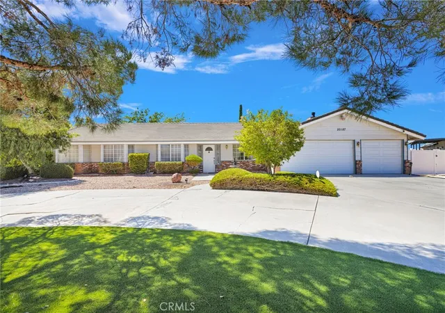 Photo 2 of Single family home for sale at 20187 Itasca Rd, Apple Valley, CA 92308 | MLS# HD26169047 | Listing updated on 2026-09-21
