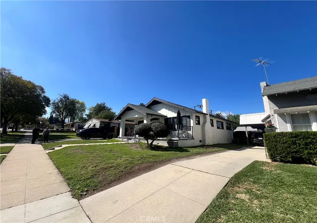 Photo 3 of Multi family home for sale at 1106 S Belle, Corona, CA 92882 | MLS# OC26169130 | Listing updated on 2026-09-30