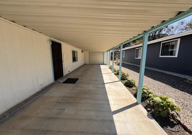 5th image of 2289 Bryant Dr, Carlsbad, CA 92008 | MLS# PTP2605870