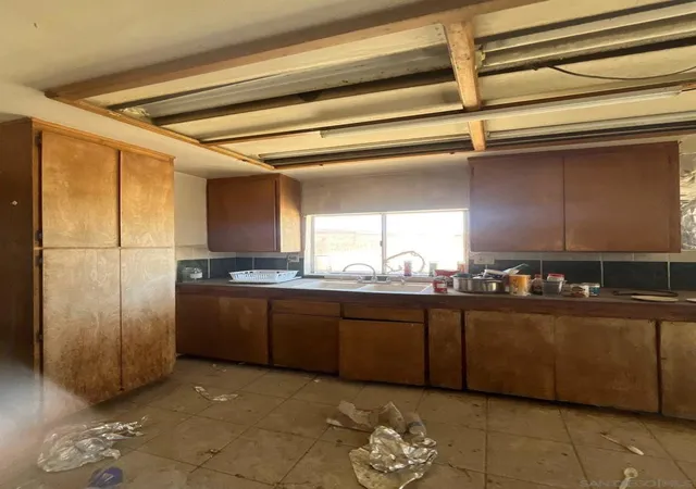 Photo 3 of Sale Pending at 1055 Calle De Amistad, Adelanto, CA 92301 | MLS# 260018940SD | Listing updated on 2026-10-08