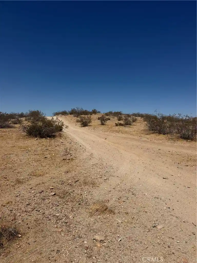 Photo 1 of Land for sale at 39 Leaping Lizard Ln, Apple Valley, CA 92307 | MLS# HD26168976 | Listing updated on 2026-08-03