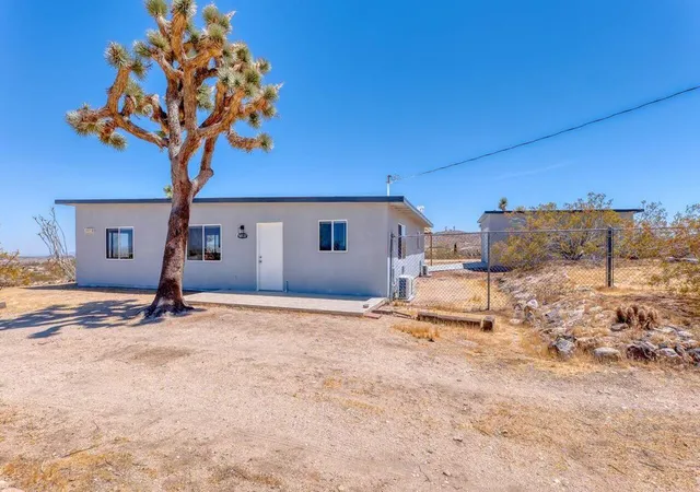 Photo 3 of Single family home for sale at 58137 Sun Mesa Dr, Yucca Valley, CA 92284 | MLS# 219151036PS | Listing updated on 2026-09-21
