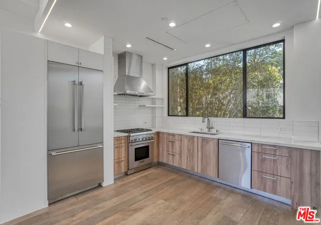 Photo 3 of Condo for sale at 1445 N 1/2 Martel Ave, Los Angeles, CA 90046 | MLS# 26868031 | Listing updated on 2026-10-01
