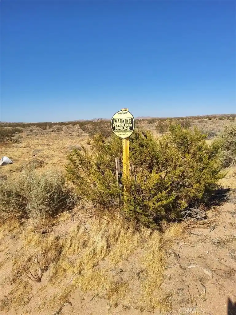 Photo 1 of Land for sale at 247 E Ave M, Palmdale, CA 93535 | MLS# PW26169464 | Listing updated on 2026-10-10