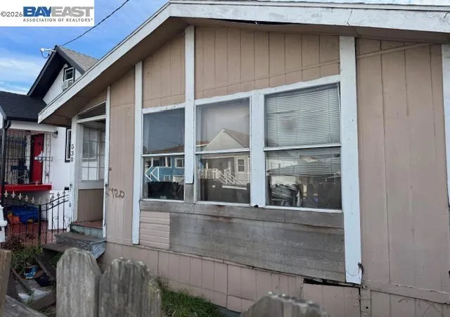 2nd image of 530 4th St, Richmond, CA 94801 | MLS# 41143770