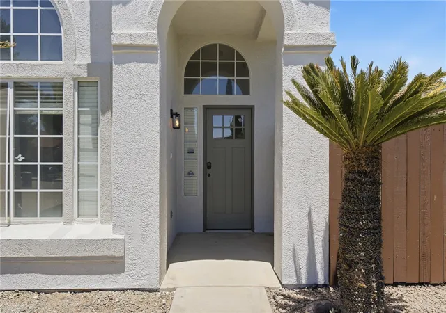 Photo 3 of Sale Pending at 8400 Winlock, Bakersfield, CA 93312 | MLS# OC26169485 | Listing updated on 2026-10-07