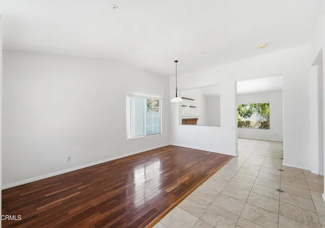 4th image of 2105 Lanyard Wy, Oxnard, CA 93035 | MLS# V1-37981
