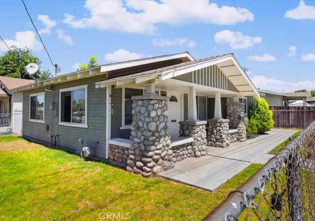Photo 3 of Multi family home for sale at 2103 2115,2117 B St, La Verne, CA 91750 | MLS# CV26168594 | Listing updated on 2026-09-20