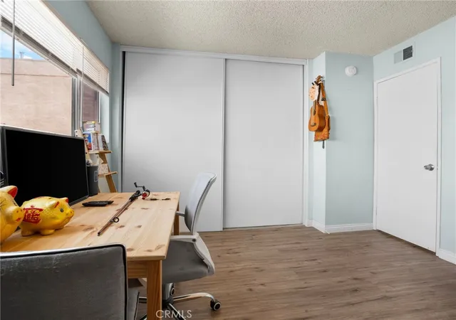 Listing Photo 4 - Condo for sale in building located at 1741 Neil Armstrong St, Montebello, CA 90640 - Unit #113