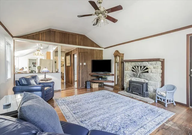 3rd image of 1045 Forest Wy, Brookdale, CA 95007 | MLS# ML82056465