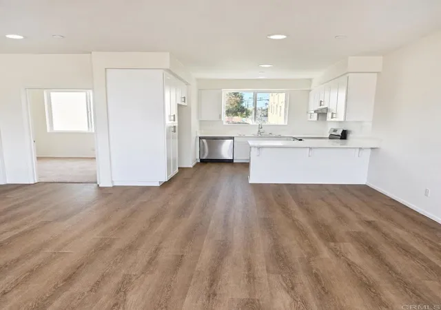 3rd image of 430 Creekside Cir, San Diego, CA 92114 | MLS# PTP2605881