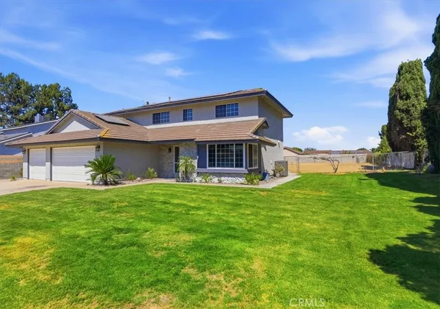 Photo 2 of Single family home for sale at 11529 Geyser, Jurupa Valley, CA 91752 | MLS# IG26169819 | Listing updated on 2026-10-05