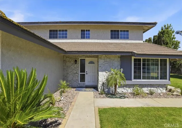 Photo 3 of Single family home for sale at 11529 Geyser, Jurupa Valley, CA 91752 | MLS# IG26169819 | Listing updated on 2026-10-05