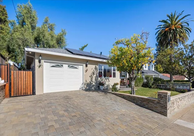 Photo 3 of Single family home for sale at 226 San Mateo Ave, Los Gatos, CA 95030 | MLS# ML82056482 | Listing updated on 2026-09-22