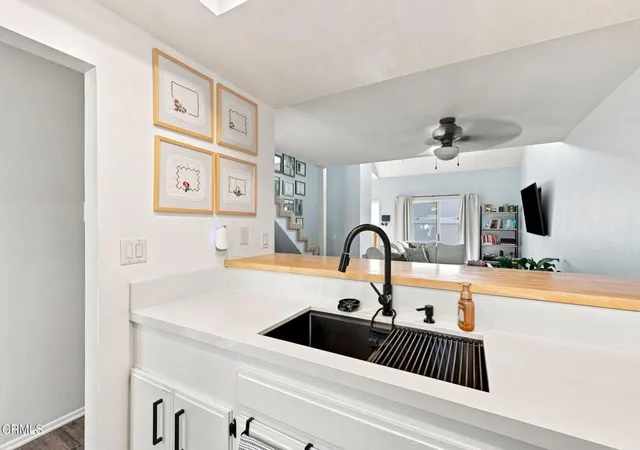 3rd image of 1207 Chelan Ln, Ventura, CA 93004 | MLS# V1-37990