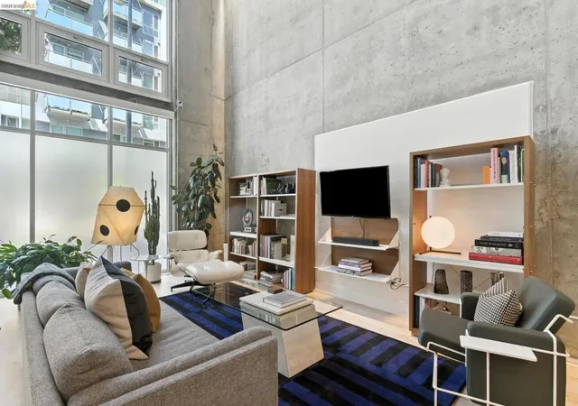 4th image of 311 Oak St #102, Oakland, CA 94607 | MLS# 41143819
