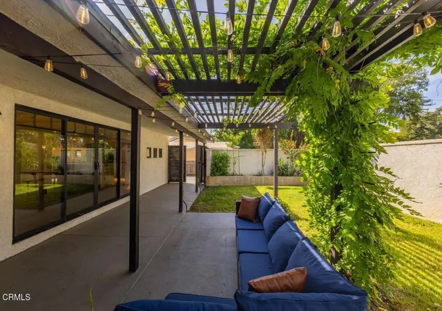 1st image of 240 N Padre Juan Ave, Ojai, CA 93023 | MLS# V1-37994