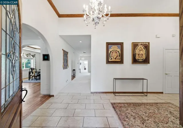 Photo 3 of Single family home for sale at 2426 Heritage Oaks Dr, Alamo, CA 94507 | MLS# 41143823 | Listing updated on 2026-10-08