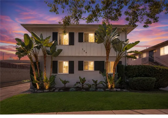 Condo for sale at 308 E Maple Apt 5, Glendale, CA 91205 | MLS# OC26168241