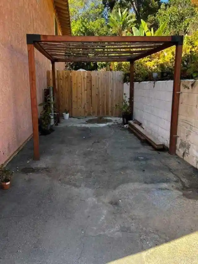 Listing Photo 17 - Condo for sale in 2138 Via Robles located at 2138 Via Robles, Oceanside, CA 92054 - Unit 2138 Via Robles