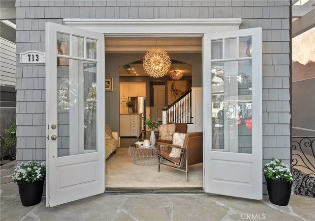 Photo 2 of Condo for sale at 713 Larkspur Ave, Corona Del Mar, CA 92625 | MLS# OC26152827 | Listing updated on 2026-10-03