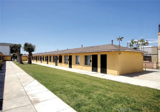 Photo 3 of House for sale at 432 N Poplar Ave, Montebello, CA 90640 | MLS# CV26169898 | Listing updated on 2026-09-29