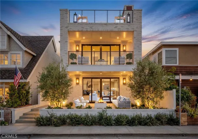 1st image of 225 Diamond, Newport Beach, CA 92662 | MLS# NP26170033