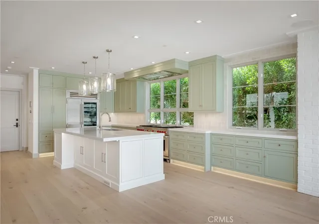 4th image of 225 Diamond, Newport Beach, CA 92662 | MLS# NP26170033
