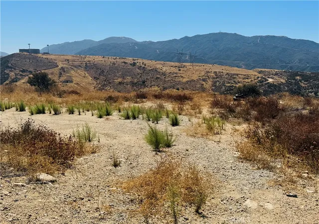 3rd image of 0 Mad, Newhall, CA 91321 | MLS# SR26168654