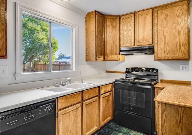 5th image of 1210 Ridley Ave, Santa Rosa, CA 95401 | MLS# ML82056518
