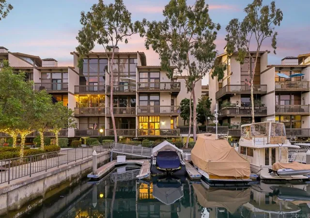 5th image of 7126 Marina Pacifica Dr, Long Beach, CA 90803 | MLS# NDP2607318