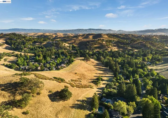 55th image of 2780 Mossy Oak Dr, Danville, CA 94506 | MLS# 41143839