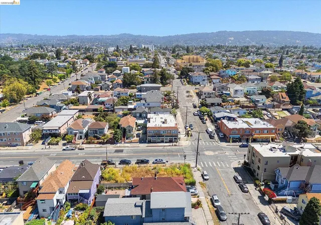 16th image of 1846 Foothill Blvd, Oakland, CA 94606 | MLS# 41143842