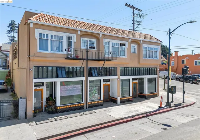 3rd image of 1846 Foothill Blvd, Oakland, CA 94606 | MLS# 41143842