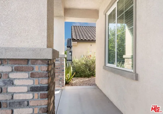 4th image of 16836 Ukiah St, Victorville, CA 92394 | MLS# 26868315