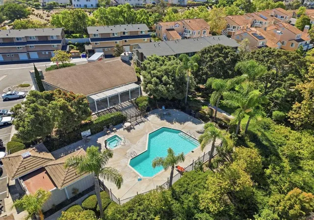 Listing Photo 1 - Condo for sale in building located at 4226 La Pinata Wy, Oceanside, CA 92057 - Unit #227
