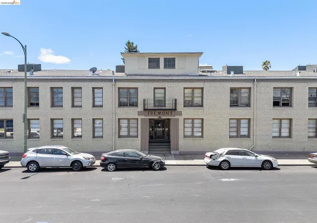 2nd image of 4609 Bond St, Oakland, CA 94601 | MLS# 41143856