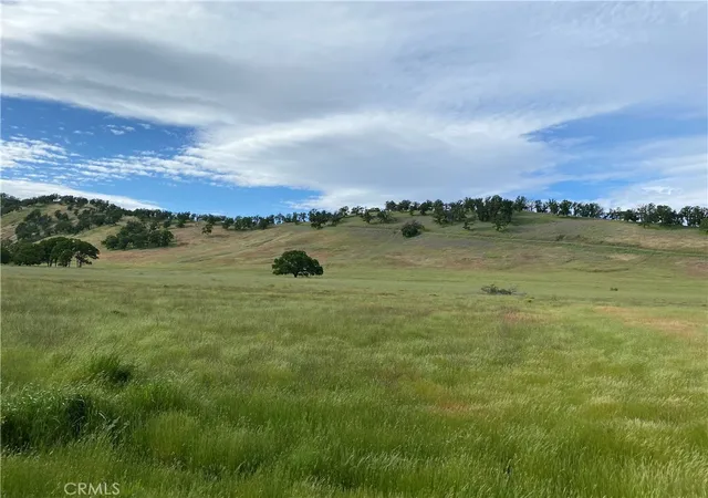 4th image of 2730 Smith Ln, Clearlake, CA 95422 | MLS# LC26170199