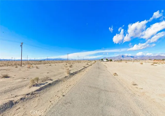 2nd image of 971 Argentina Ave, Salton City, CA 92275 | MLS# ND26169690