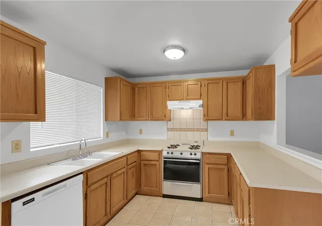 3rd image of 10857 Mountain View Ave, Loma Linda, CA 92354 | MLS# TR26141786